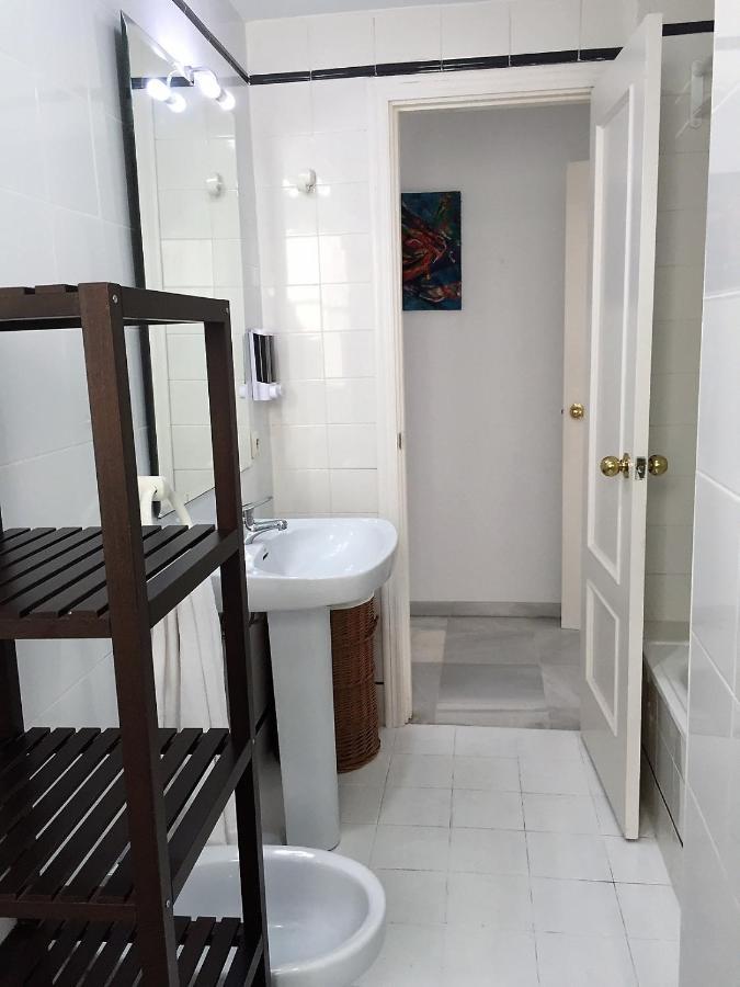 Luminoso Y Amplio Apartamento En El Centro Historico De Sevilla Kültér fotó
